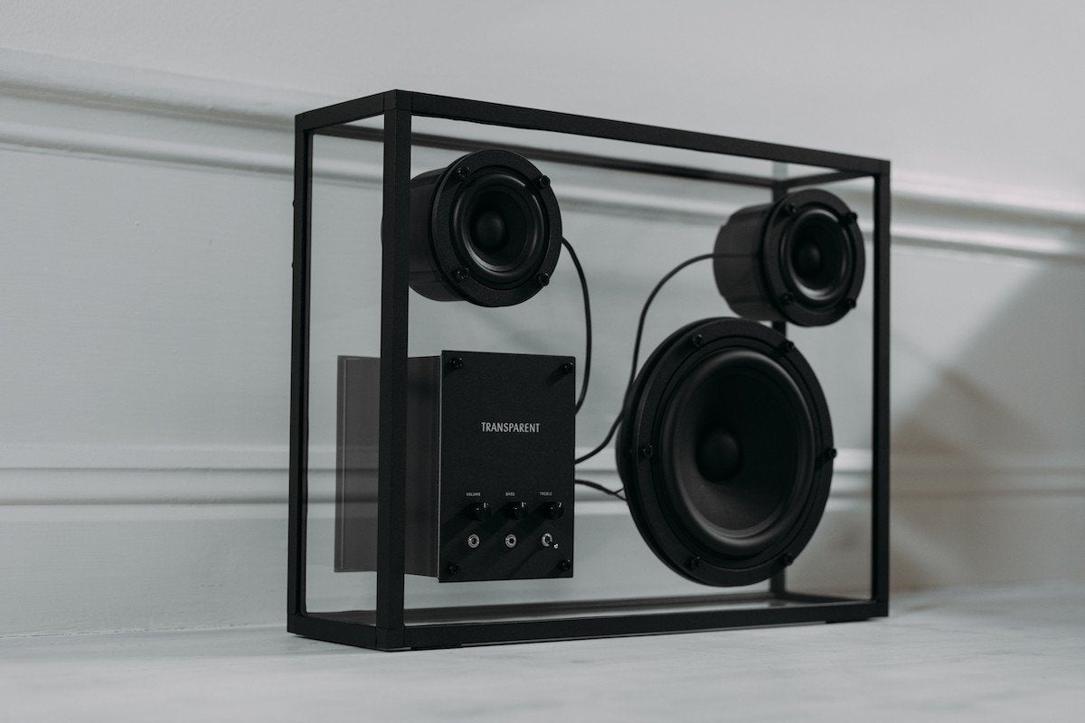 TRANSPARENT SPEAKER
