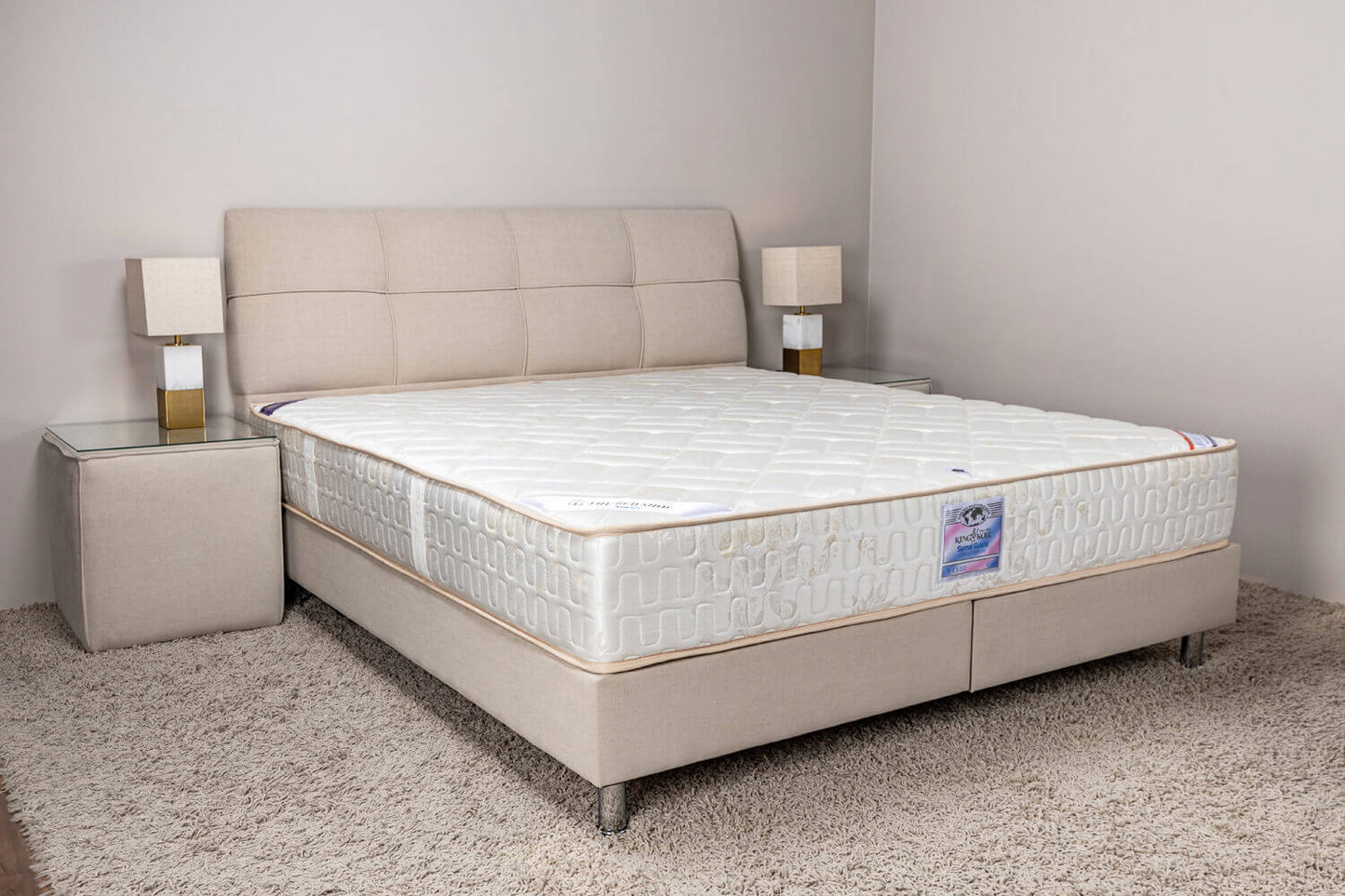 VIVANT BED