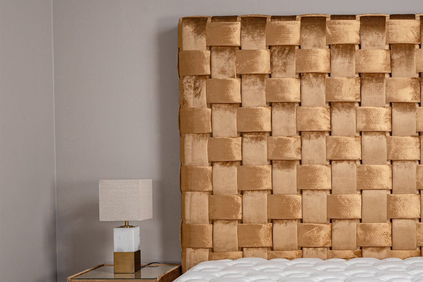 CHESS XL BED