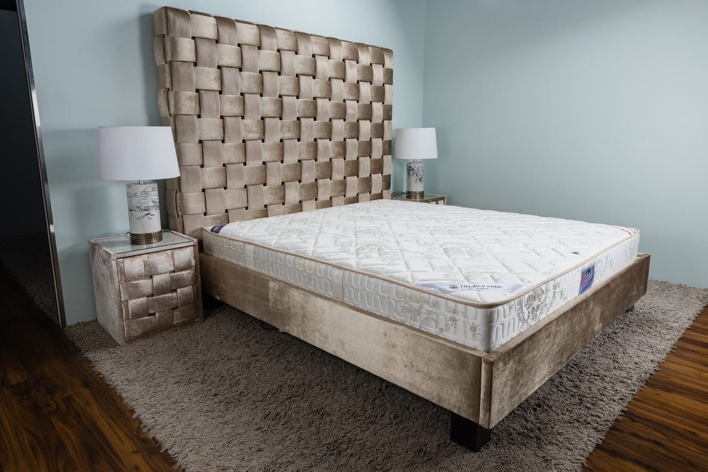 CHESS XL BED