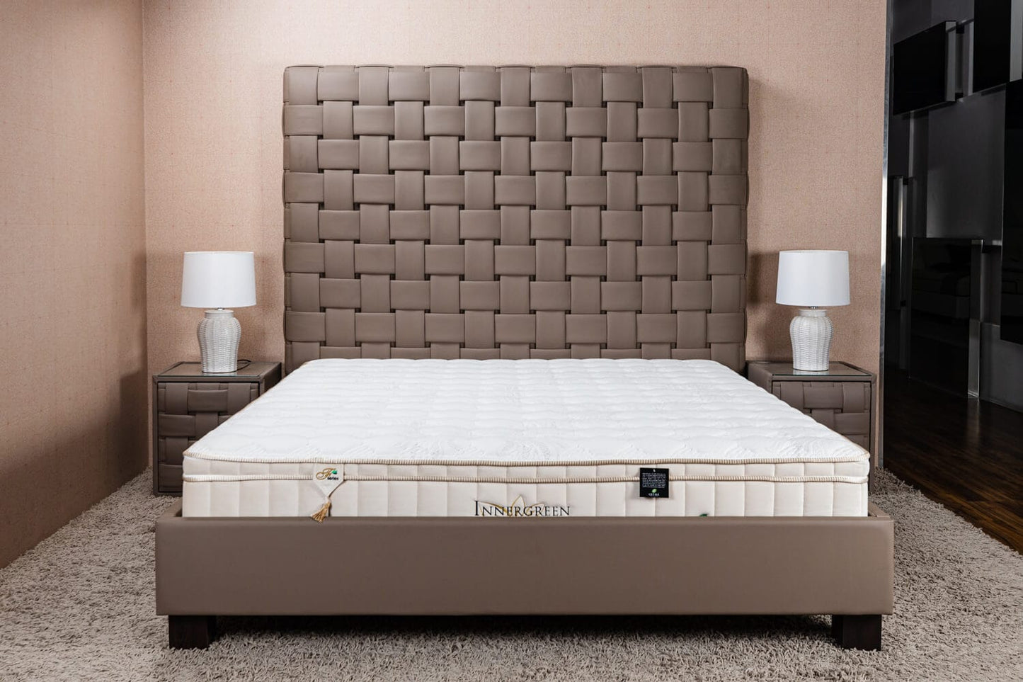 CHESS XL BED
