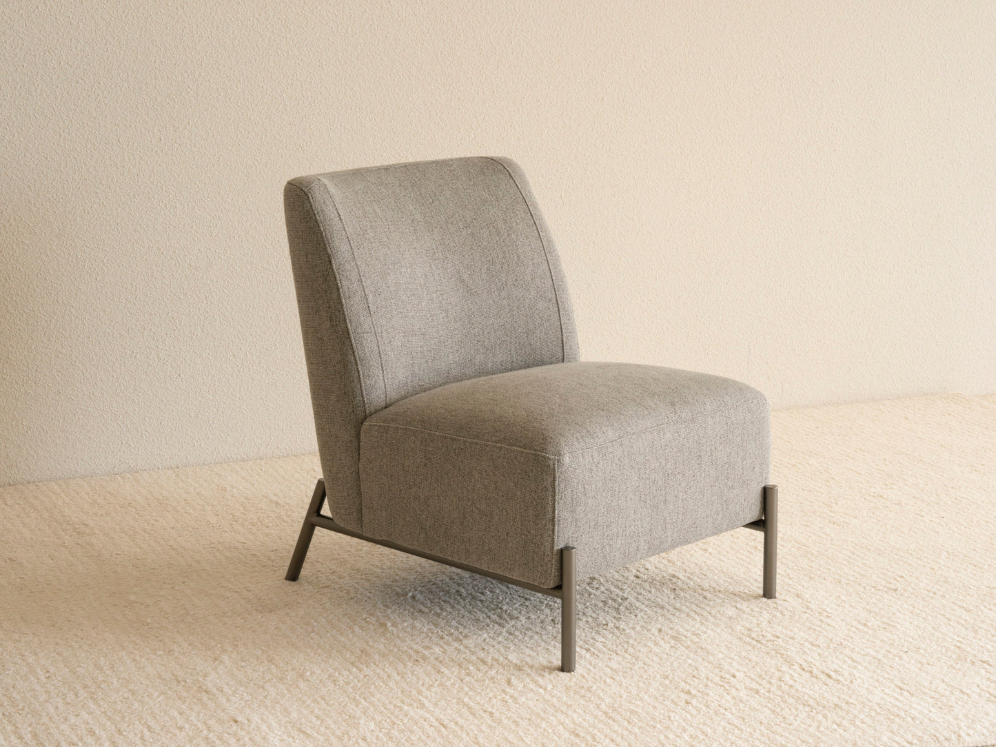 BRIDGET CLUB CHAIR
