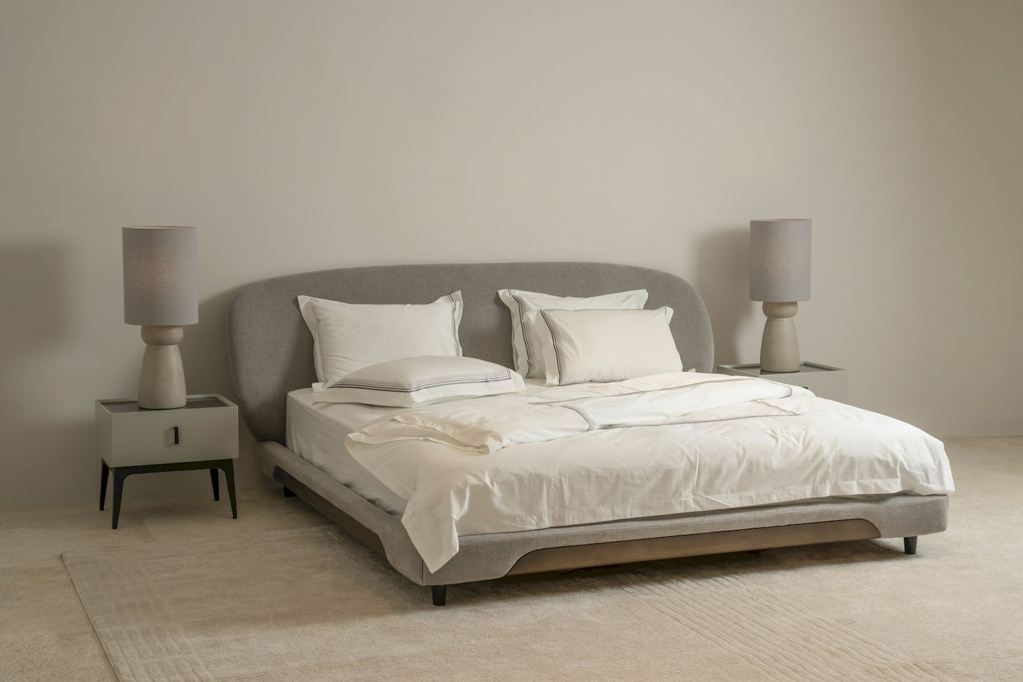 WHISPER BED