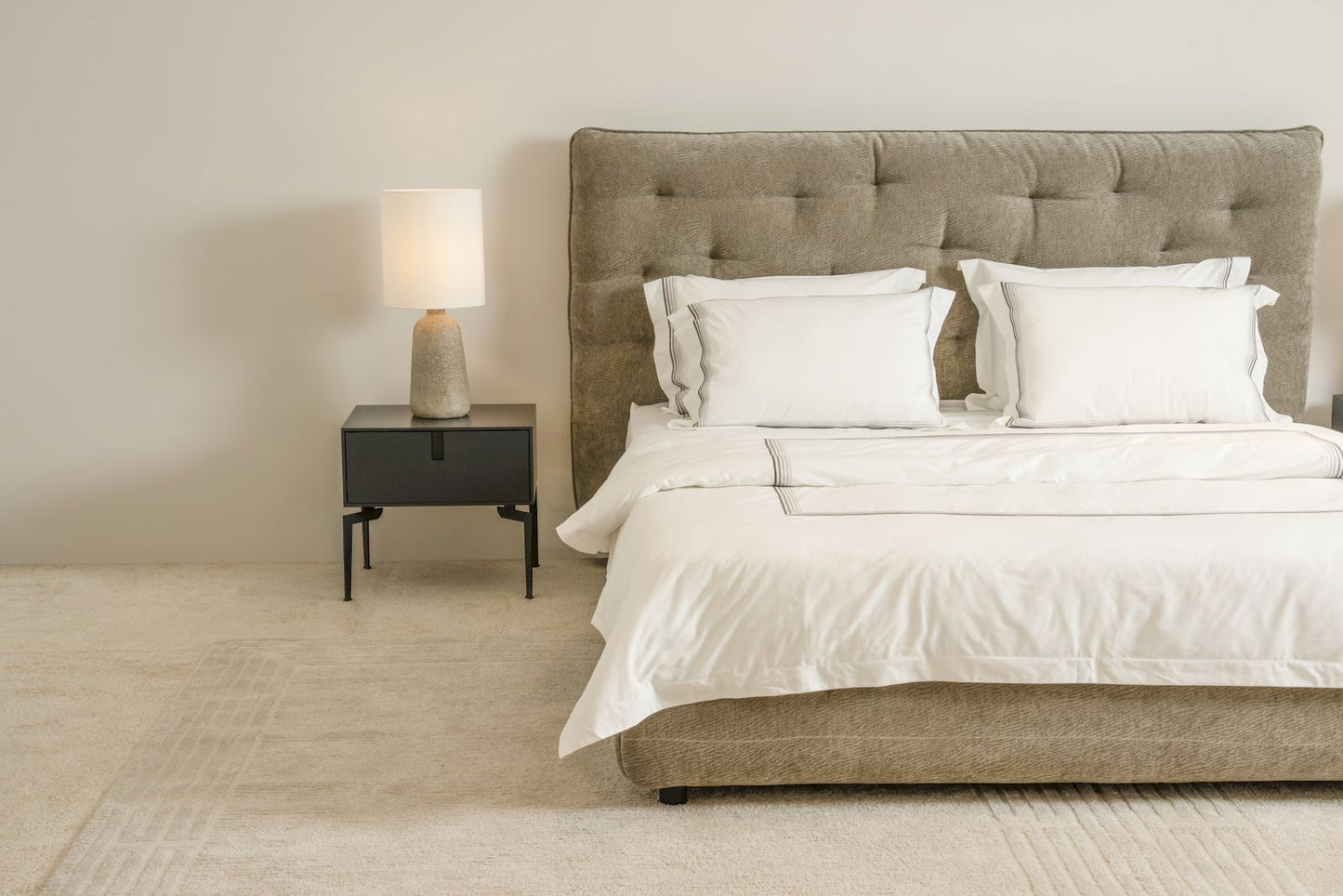 AURA BED