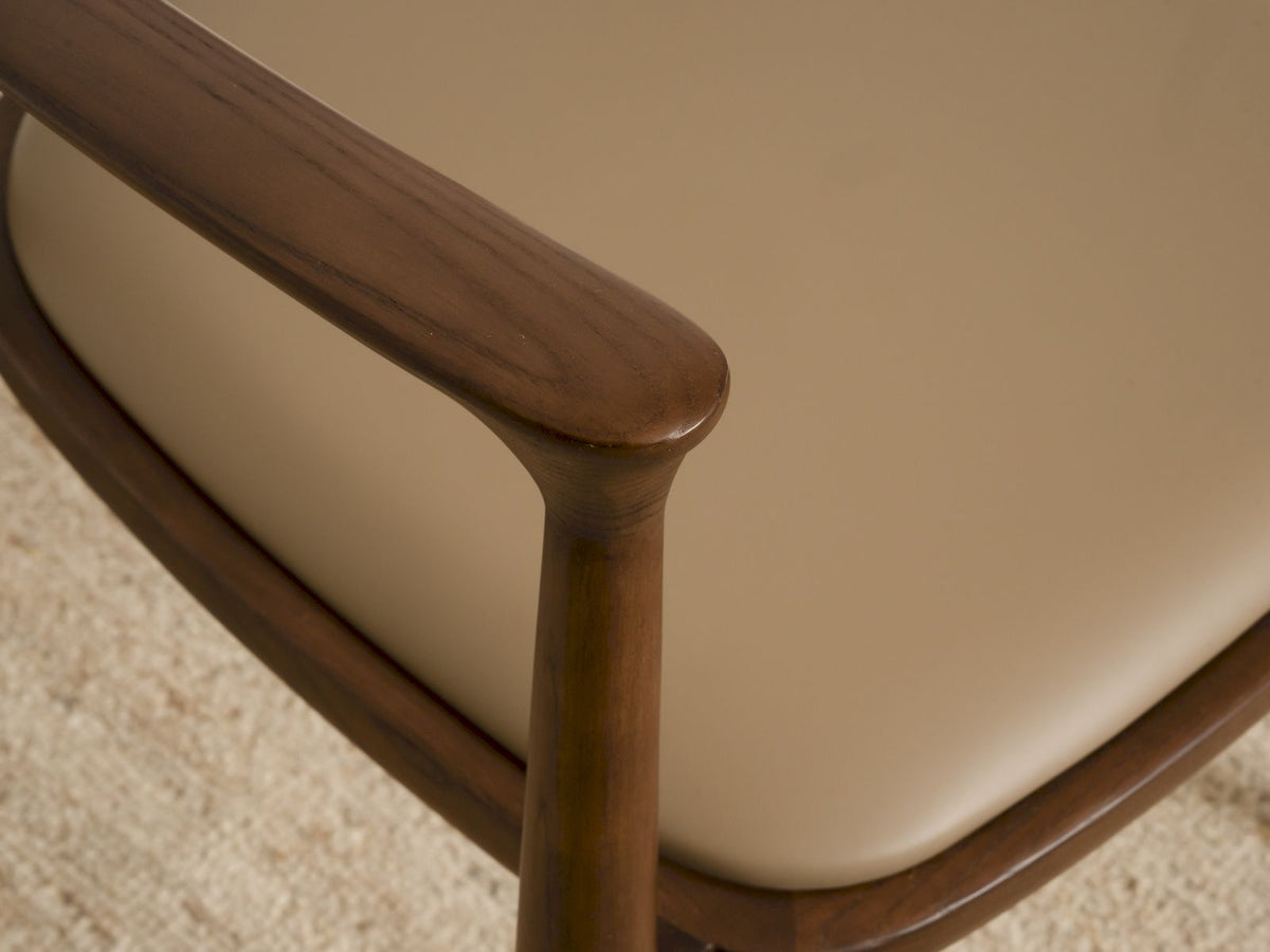 ARM CHAIR