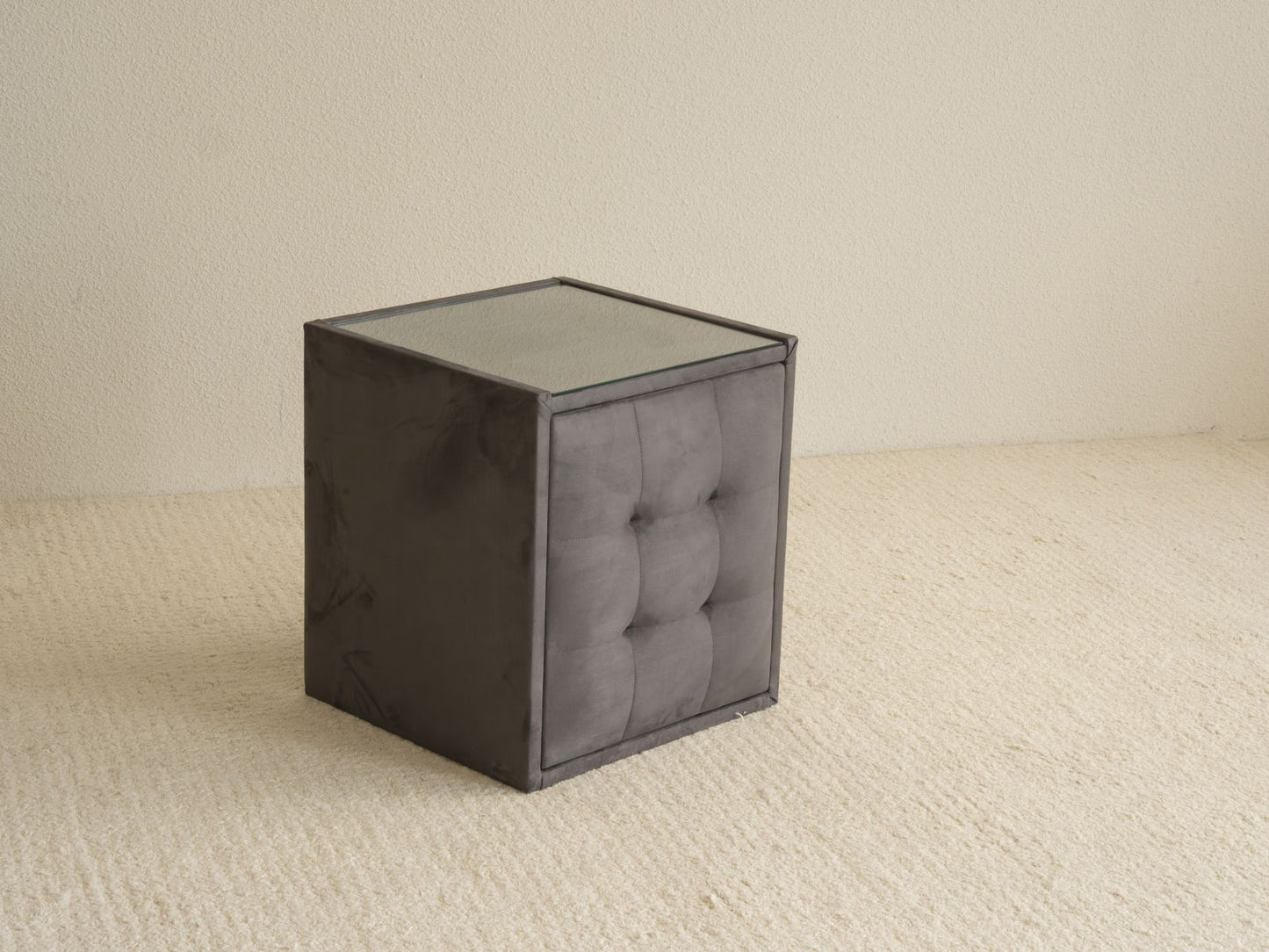 NIGHTSTAND MAGNUM