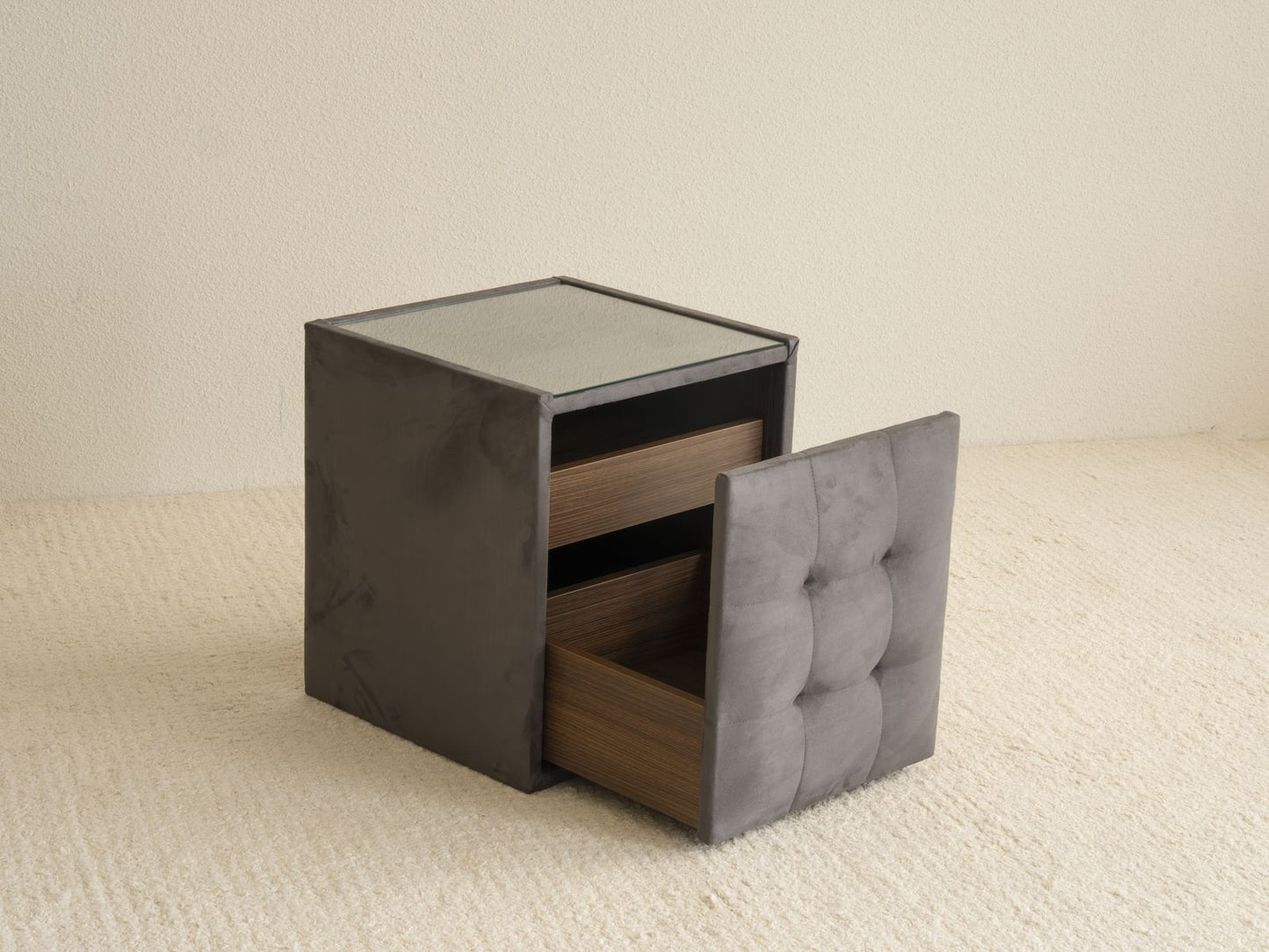 NIGHTSTAND MAGNUM