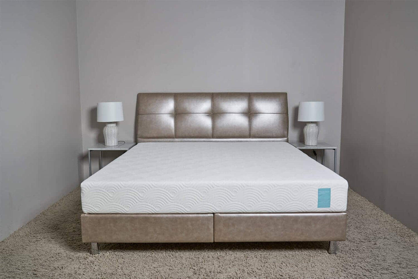 VIVANT BED
