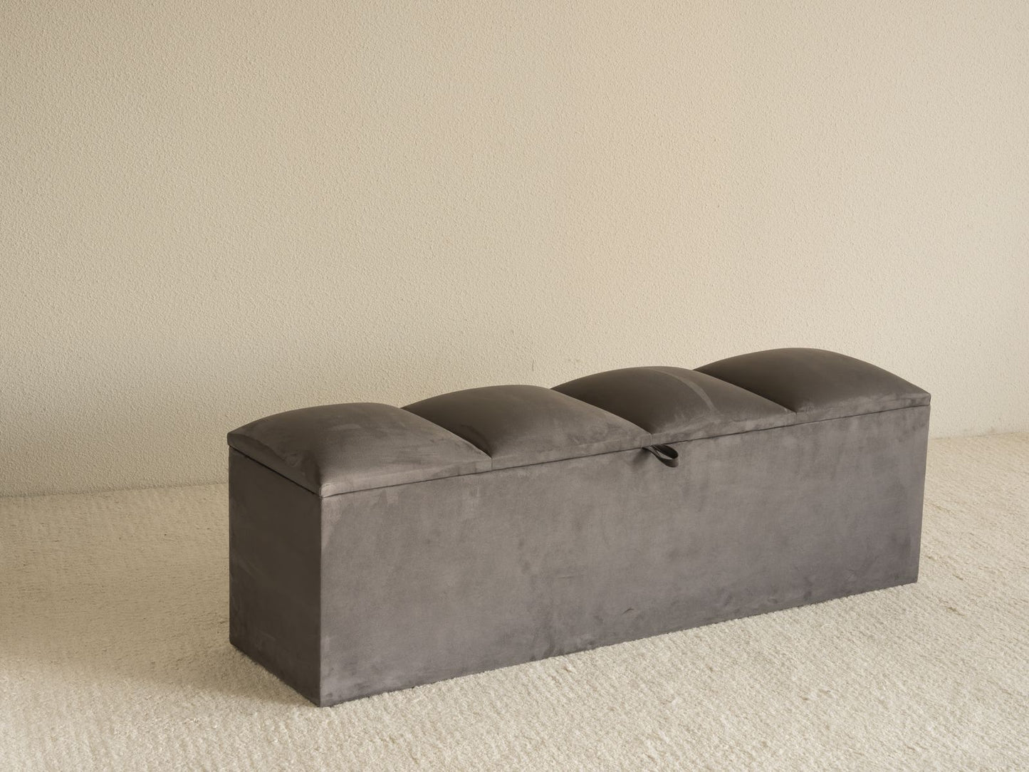 MAGNUM STORAGE BENCH