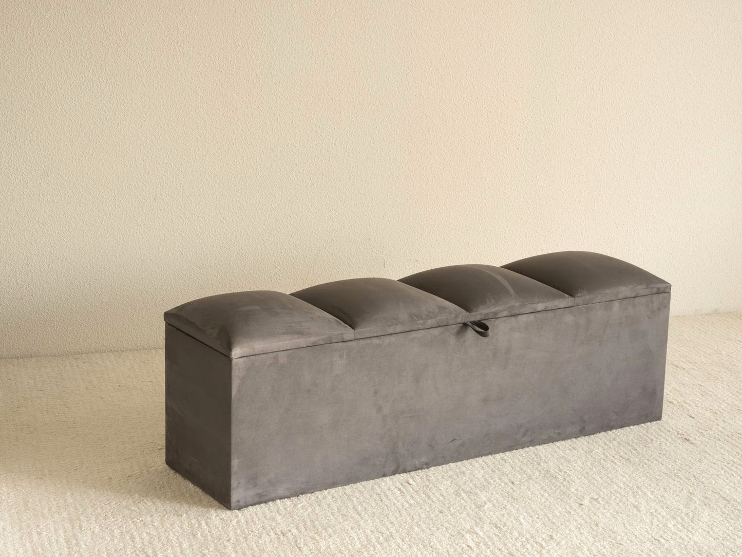MAGNUM STORAGE BENCH