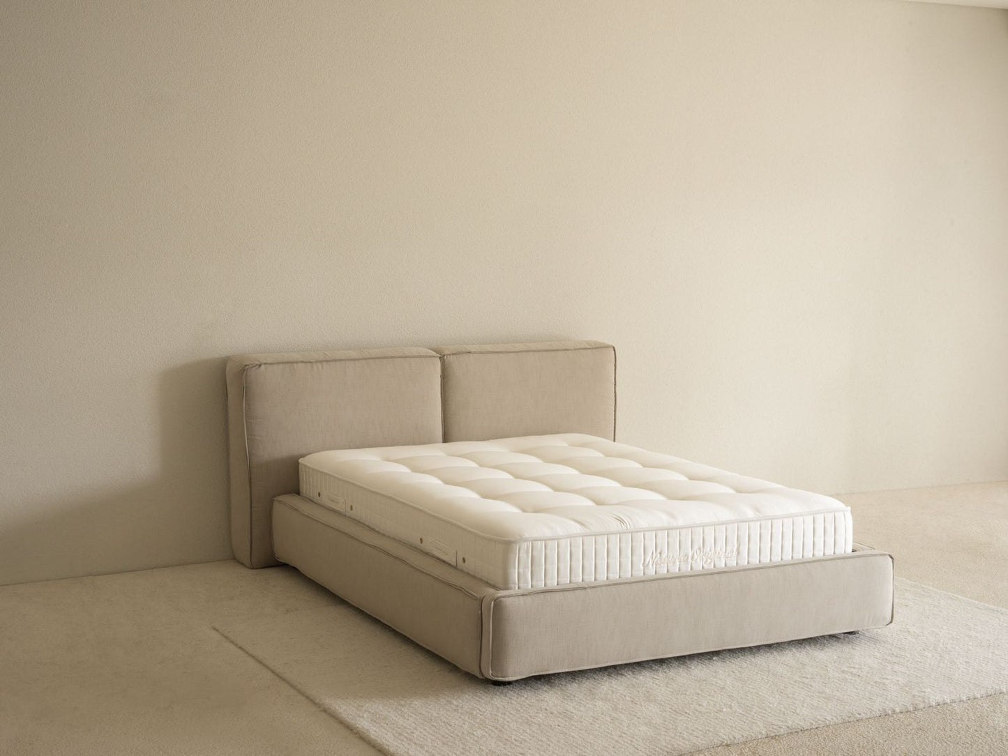 LUNA BED