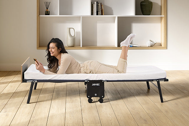 ROLL AWAY FOLDED BED