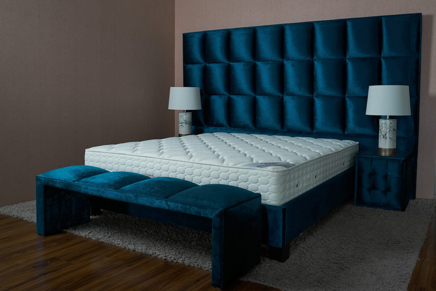 MAGNUM XXL FRAME BED