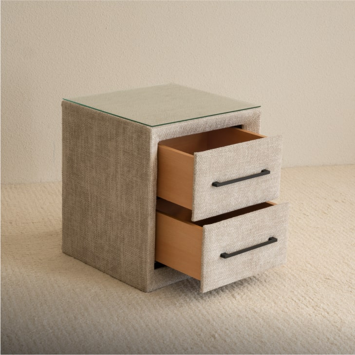 NIGHTSTANDS
