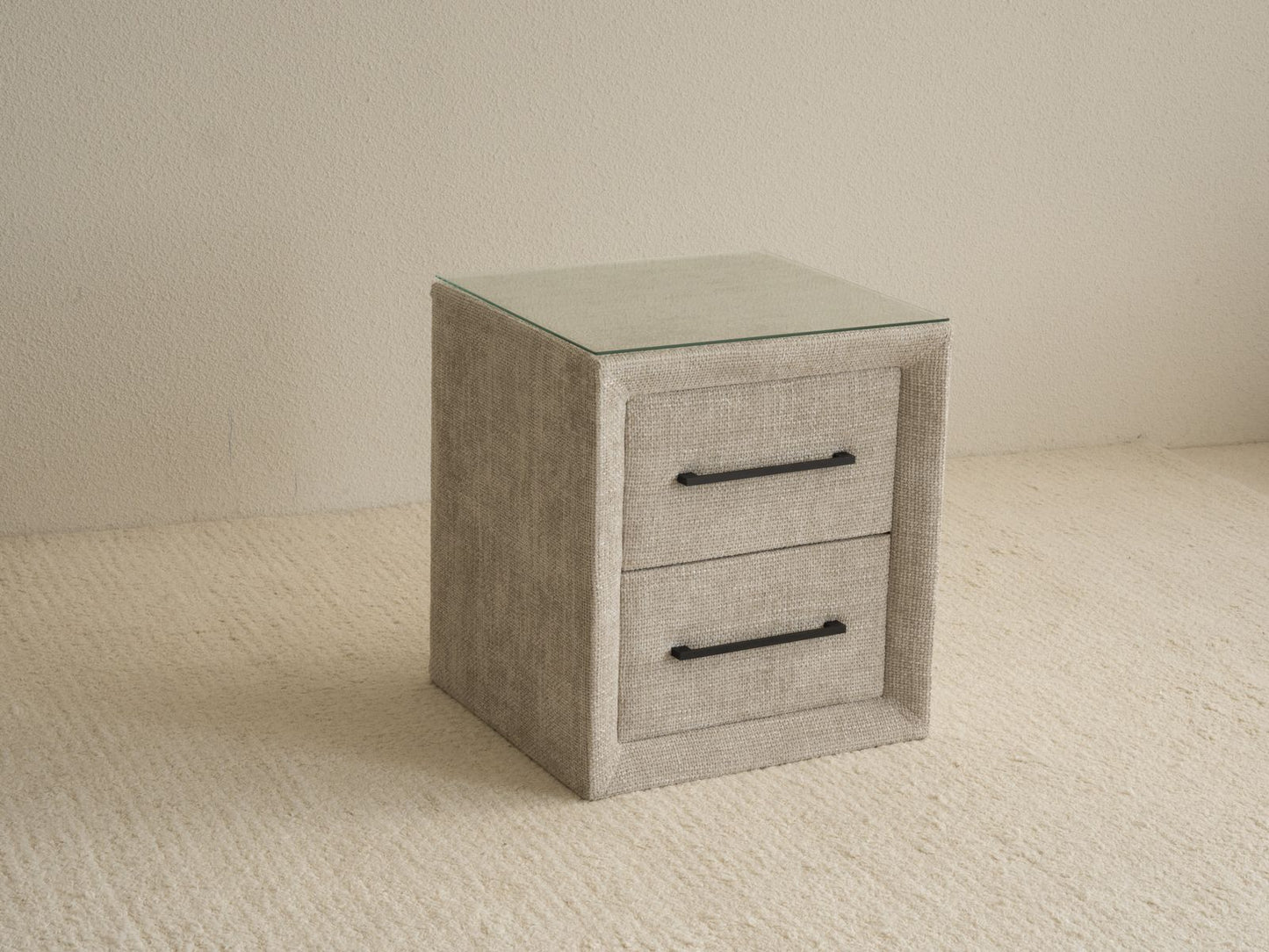NIGHTSTAND INTENSE