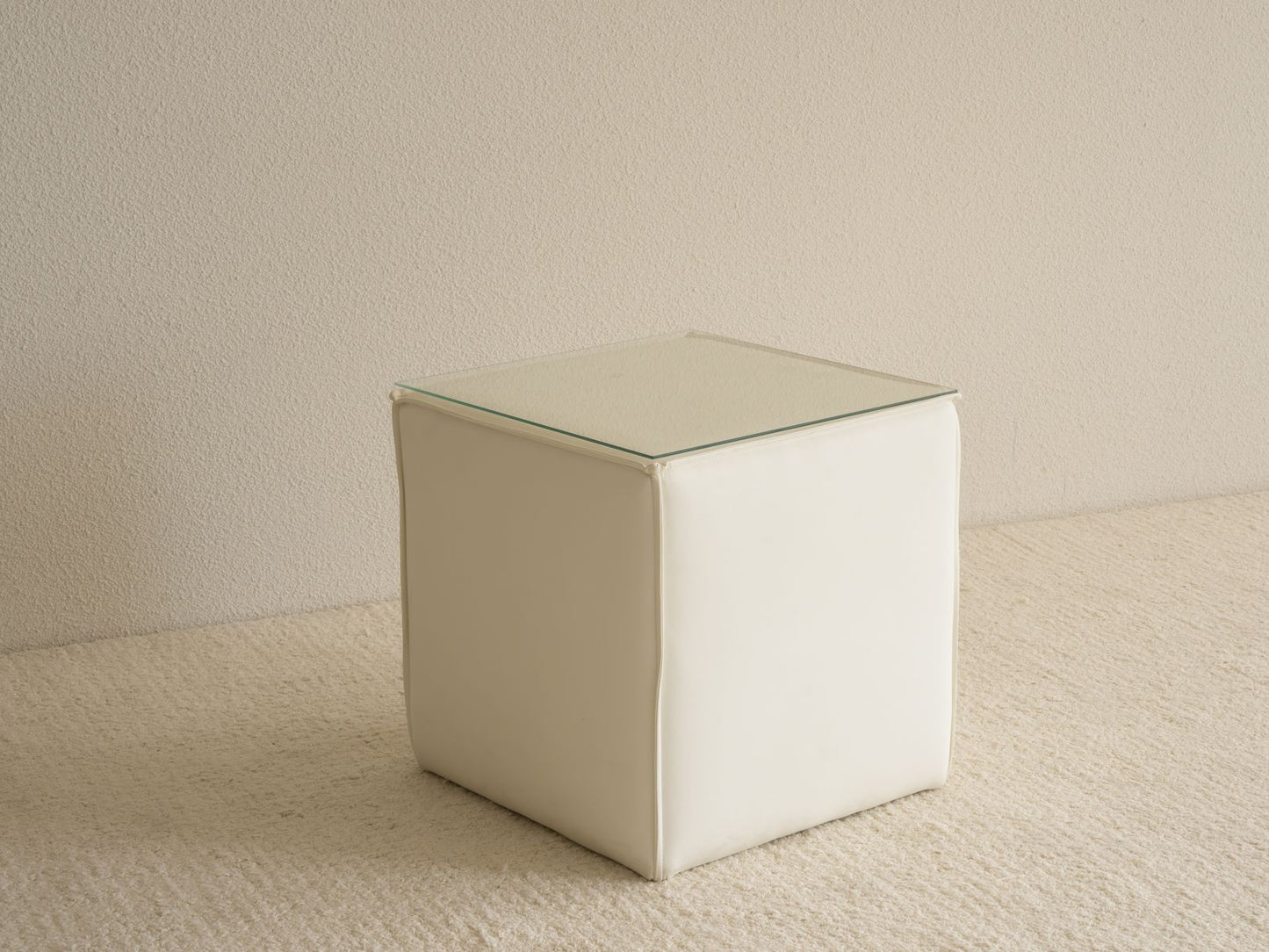 LUNA NIGHTSTAND