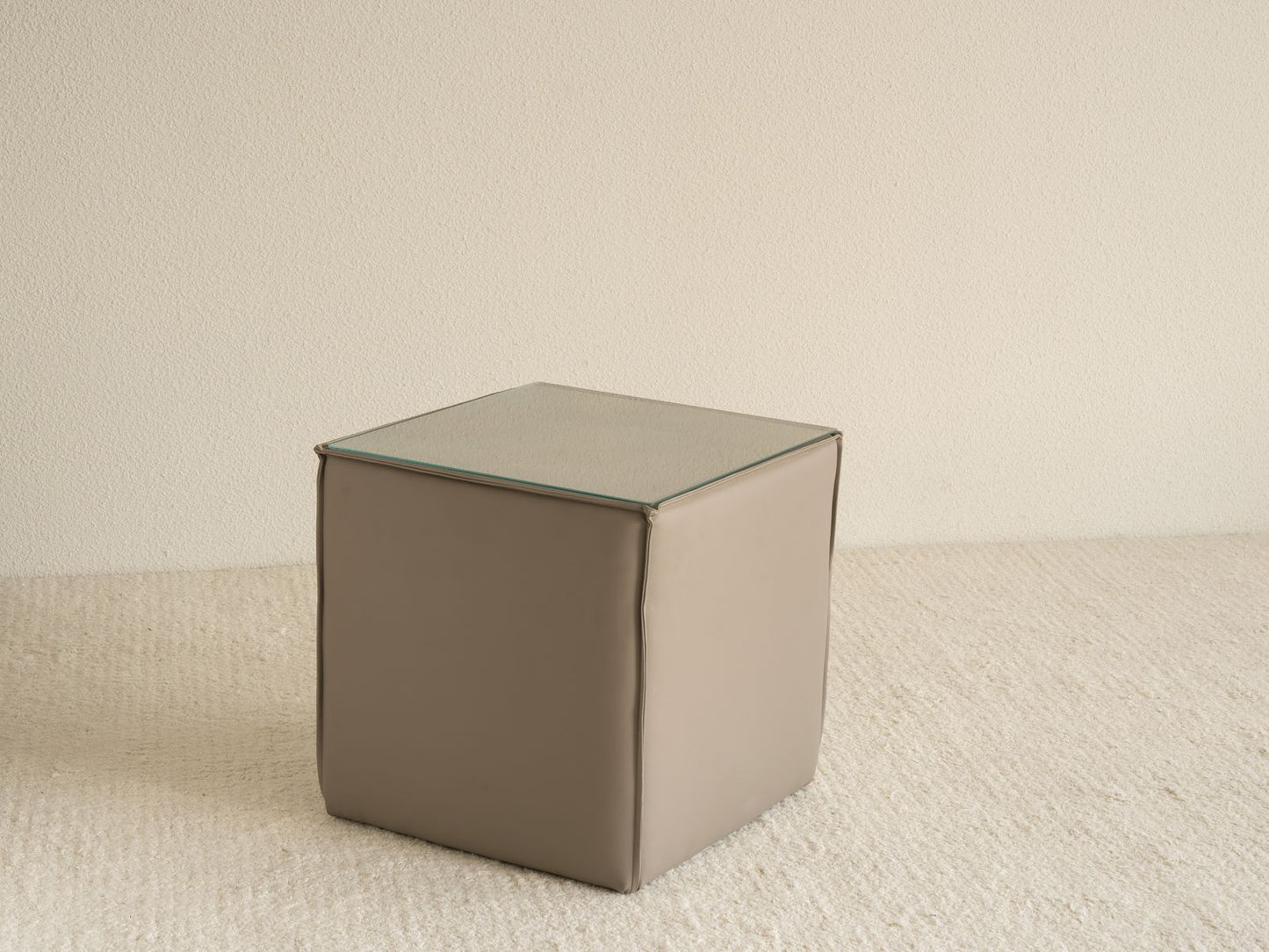 LUNA NIGHTSTAND