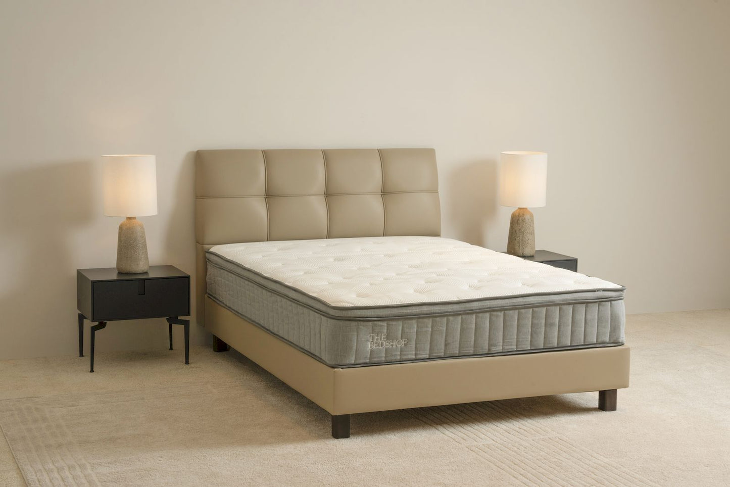 VIVANT BED
