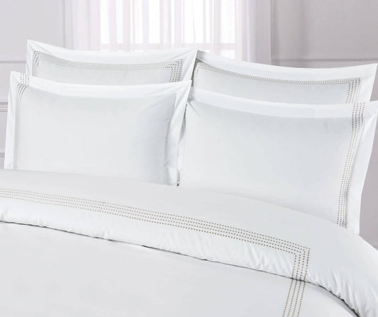 BED LINEN SET - STYLE 3 DOTTED