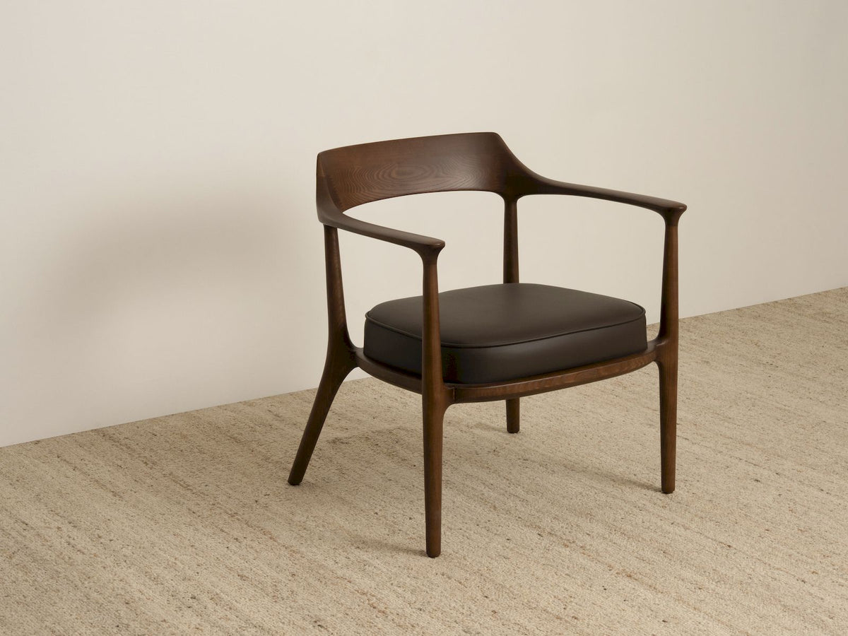 ARM CHAIR