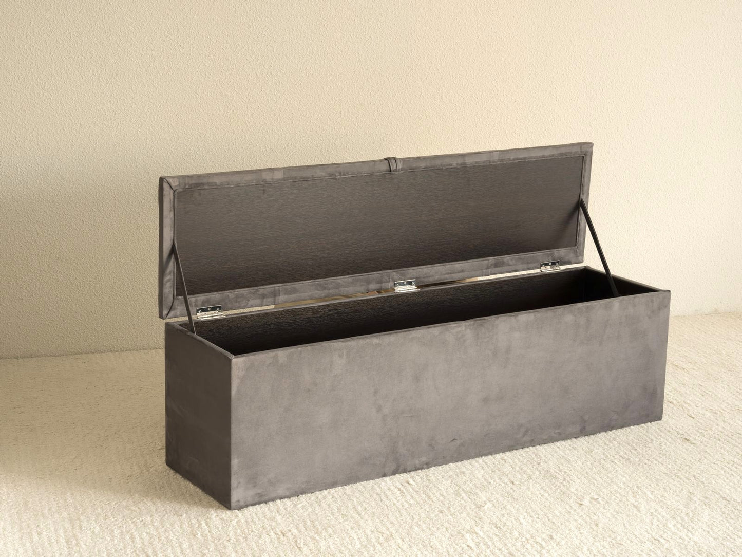 MAGNUM STORAGE BENCH