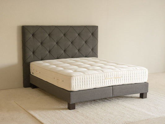 MAGNIFIQUE BED